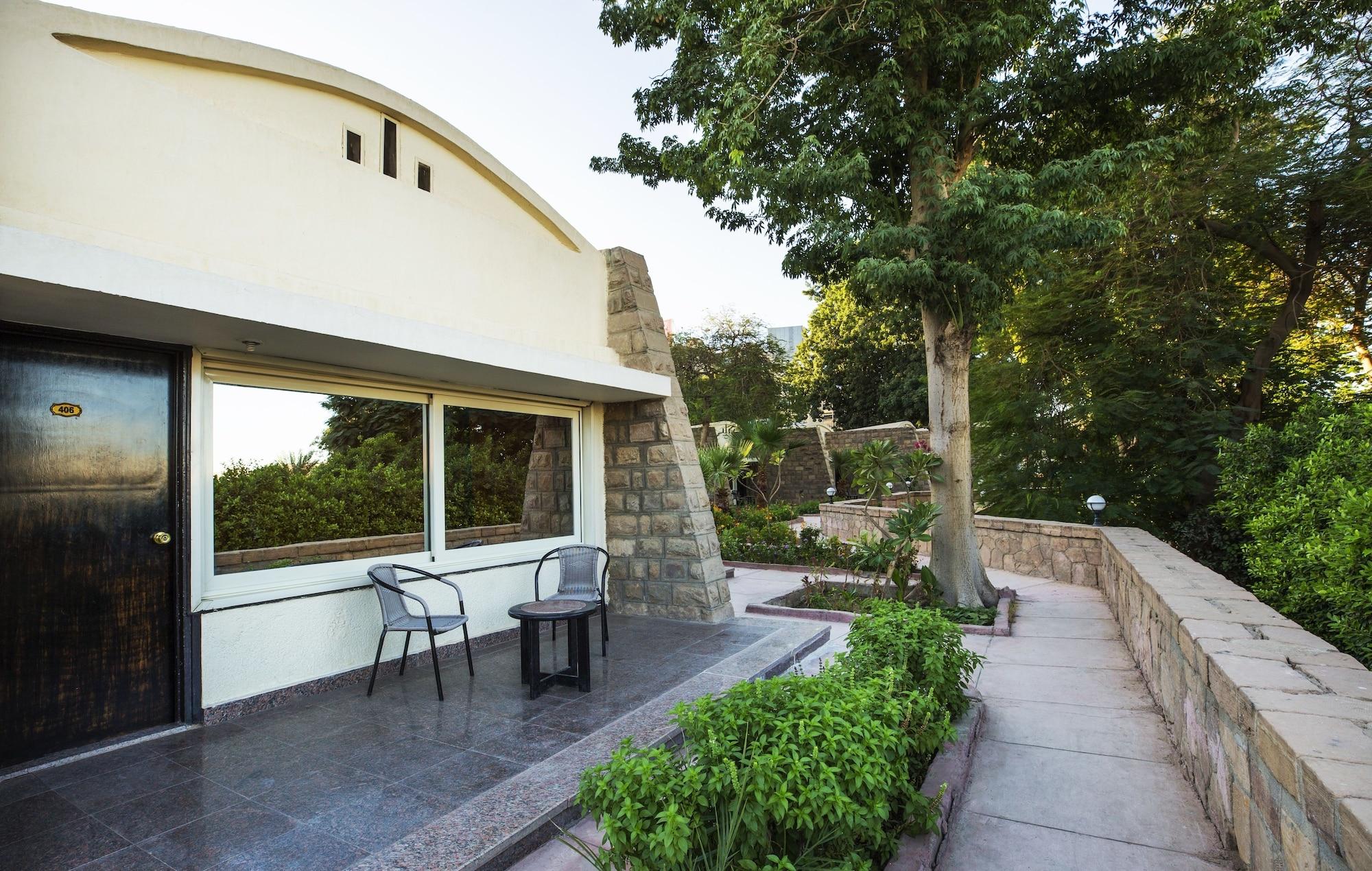 Obelisk Nile Hotel Aswan Exterior photo