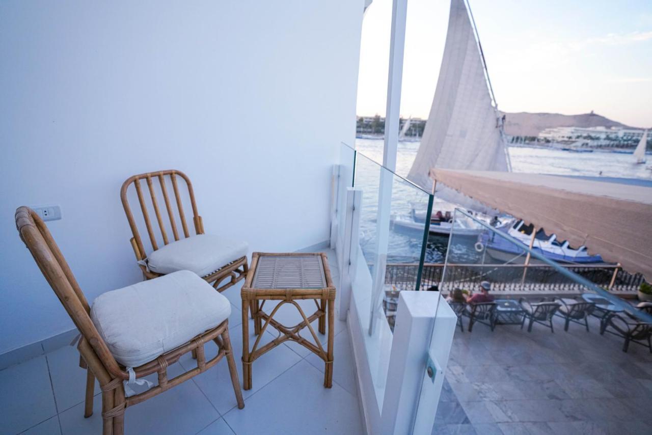 Obelisk Nile Hotel Aswan Exterior photo
