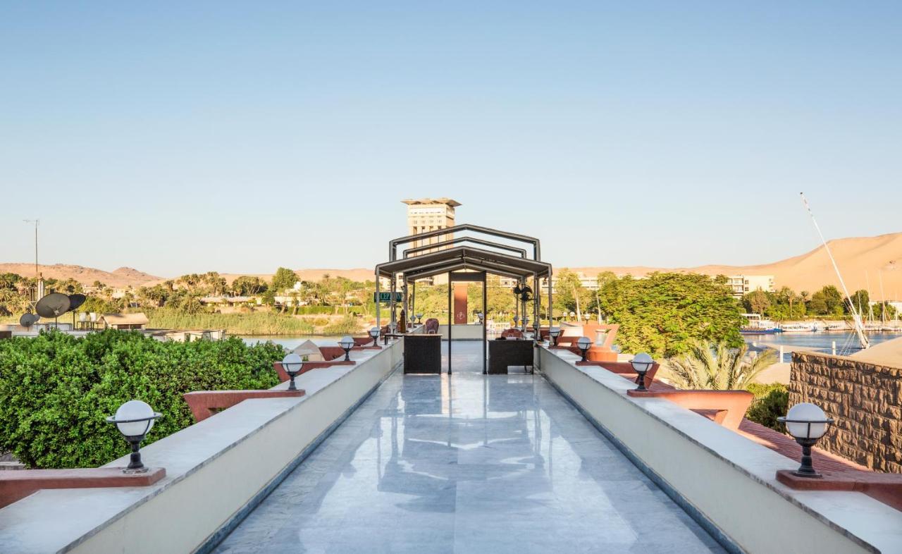 Obelisk Nile Hotel Aswan Exterior photo