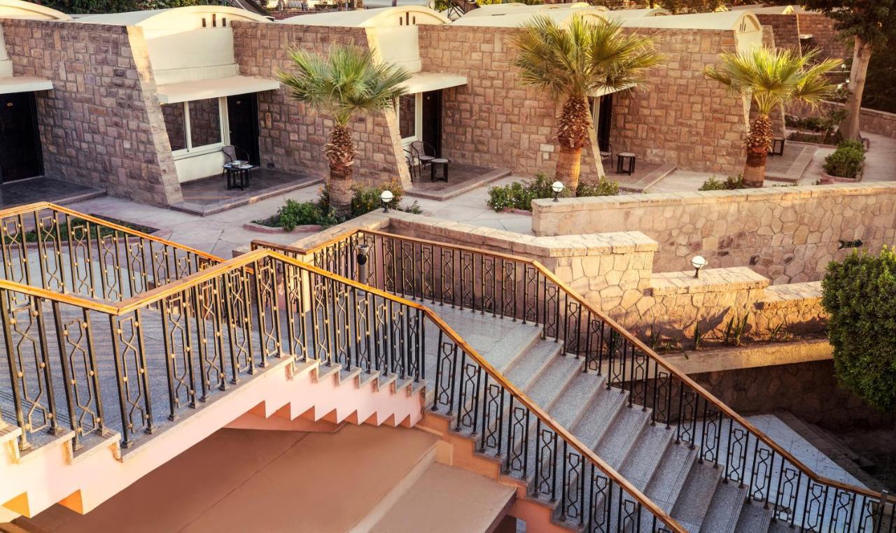 Obelisk Nile Hotel Aswan Exterior photo